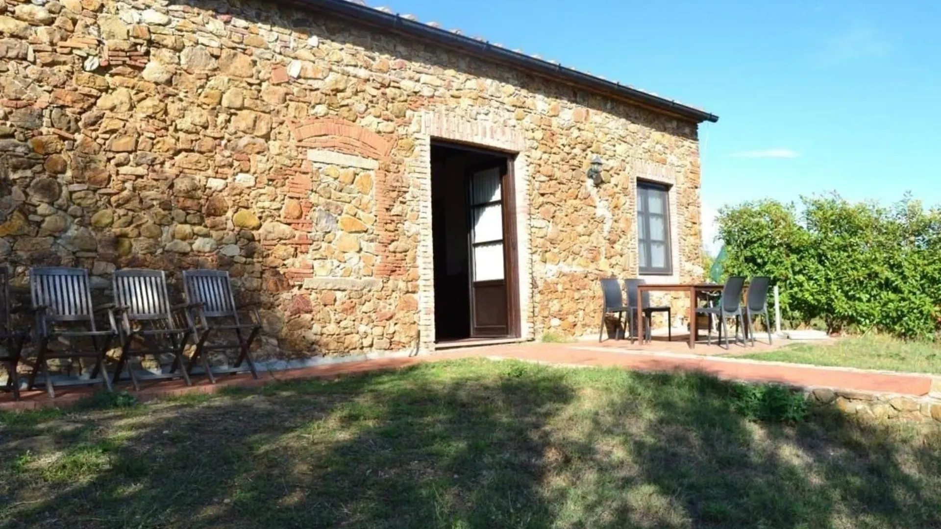 Superior Apartment Mit 2 Schlafzimmern Und Garten Campiglia Marittima