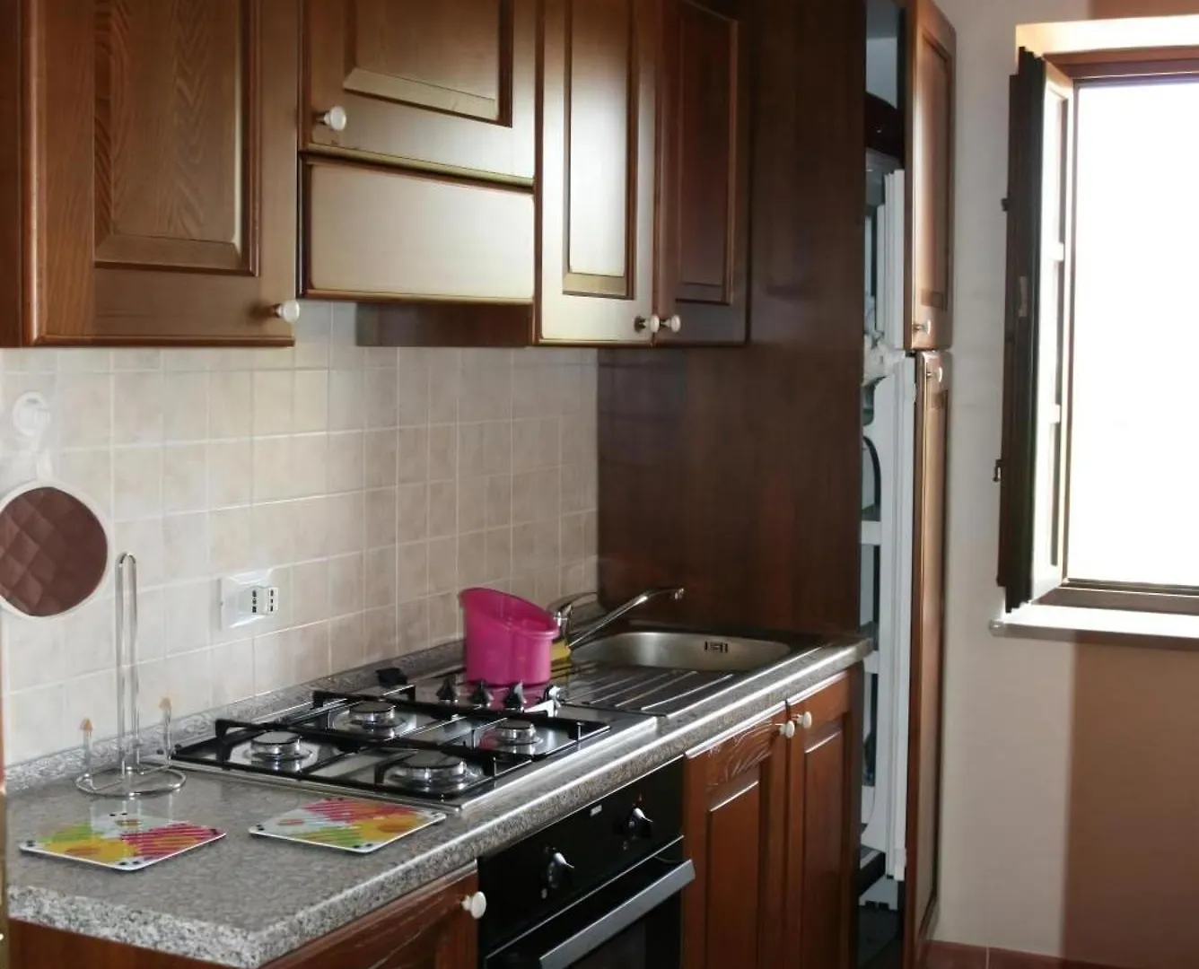 Superior Apartment Mit 2 Schlafzimmern Und Garten Campiglia Marittima 0*,  Italy