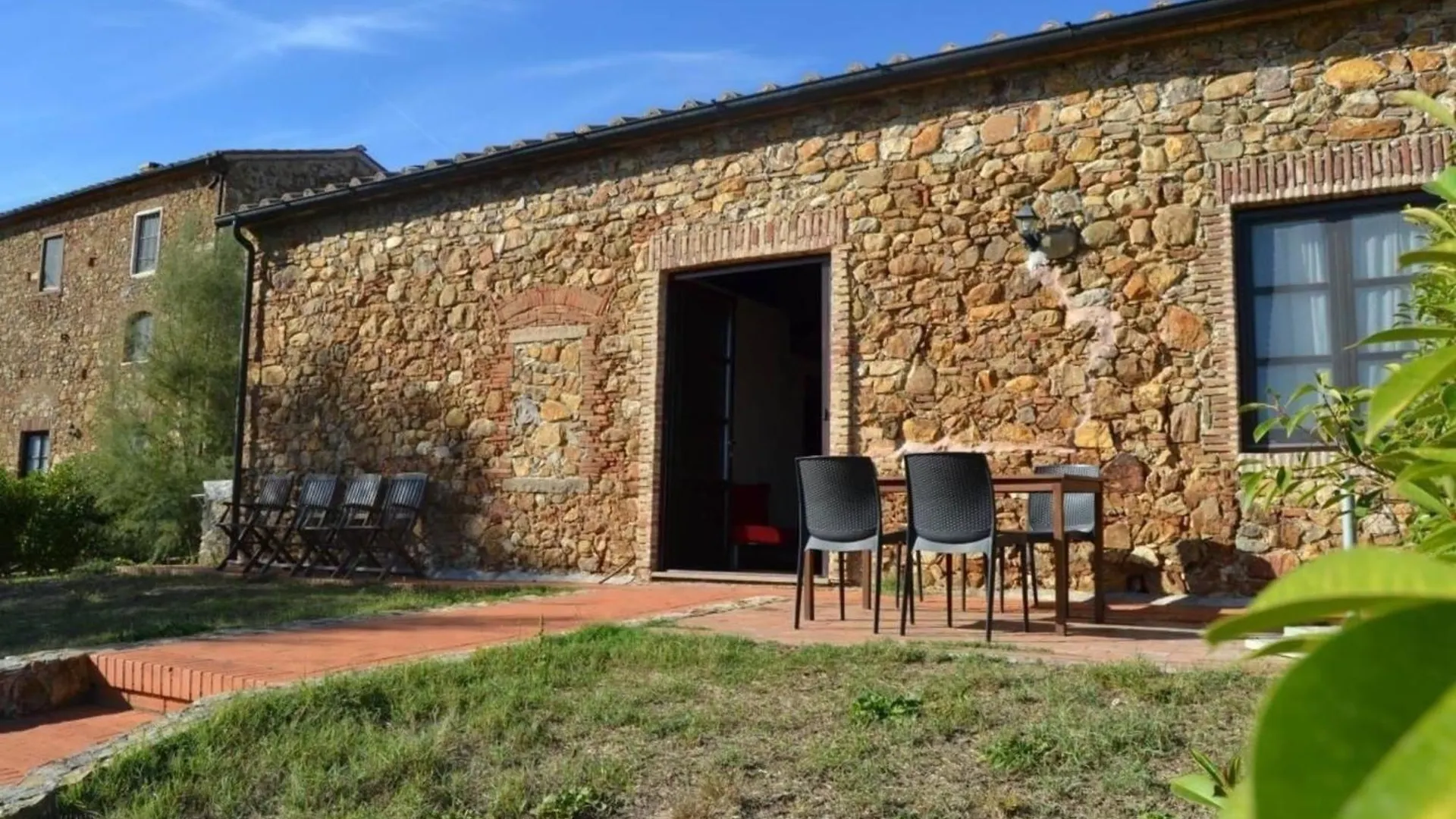 Superior Apartment Mit 2 Schlafzimmern Und Garten Campiglia Marittima 0*,